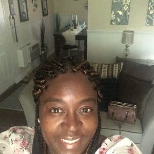 Meet your Posher, Lakeysa